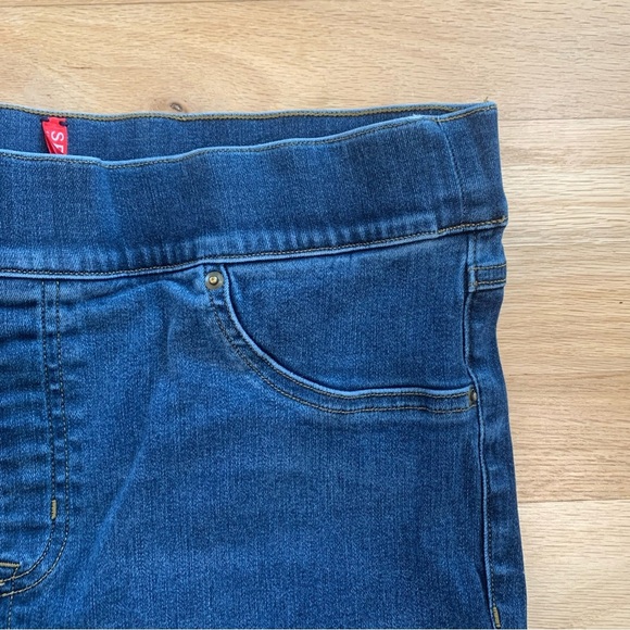 Women's Spanx Distressed Skinny Jeans Dark Wash Raw Hem Ankle Length Size XL - Picture 3 of 13